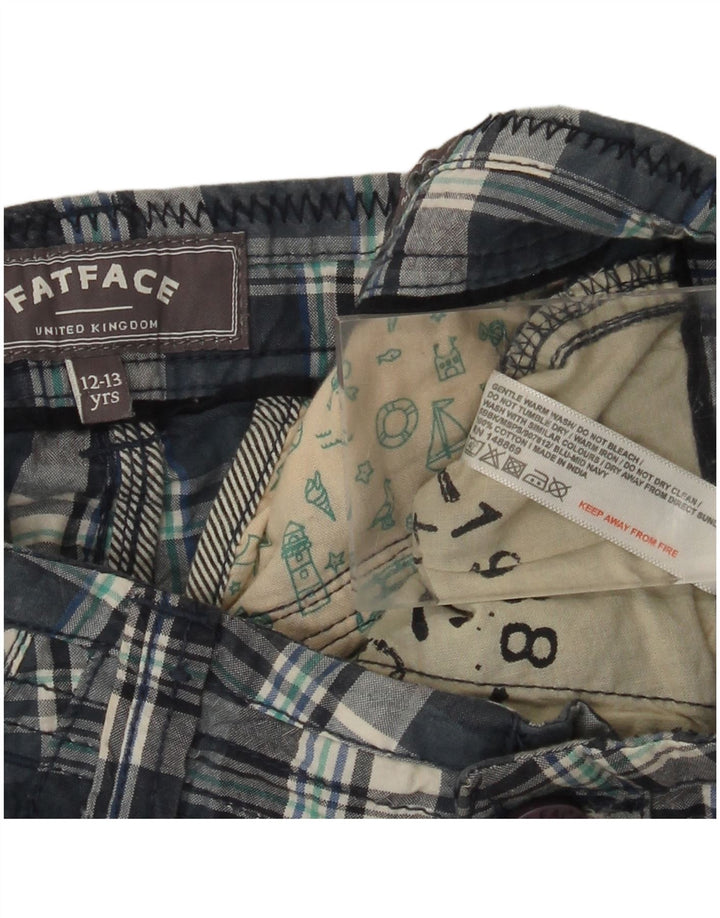 FAT FACE Cargo-Bermudashorts für Jungen, 12–13 Jahre, W26, blau karierte Baumwolle