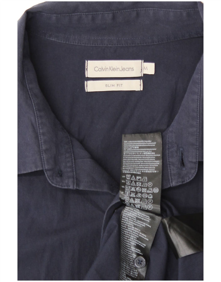 Calvin Klein Jeans Herren-Slim-Fit-Hemd aus mittelblauer Baumwolle