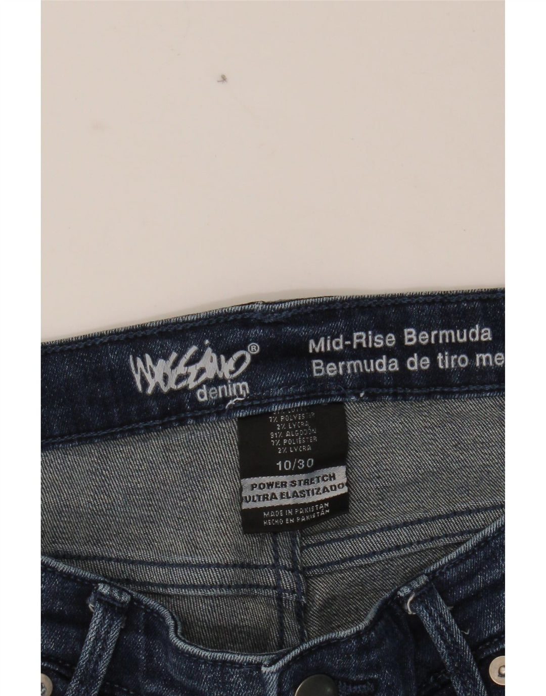 MOSSIMO Womens Mid Rise Bermuda Denim Shorts US 10 Large W30  Blue Cotton Vintage Mossimo and Second-Hand Mossimo from Messina Hembry 