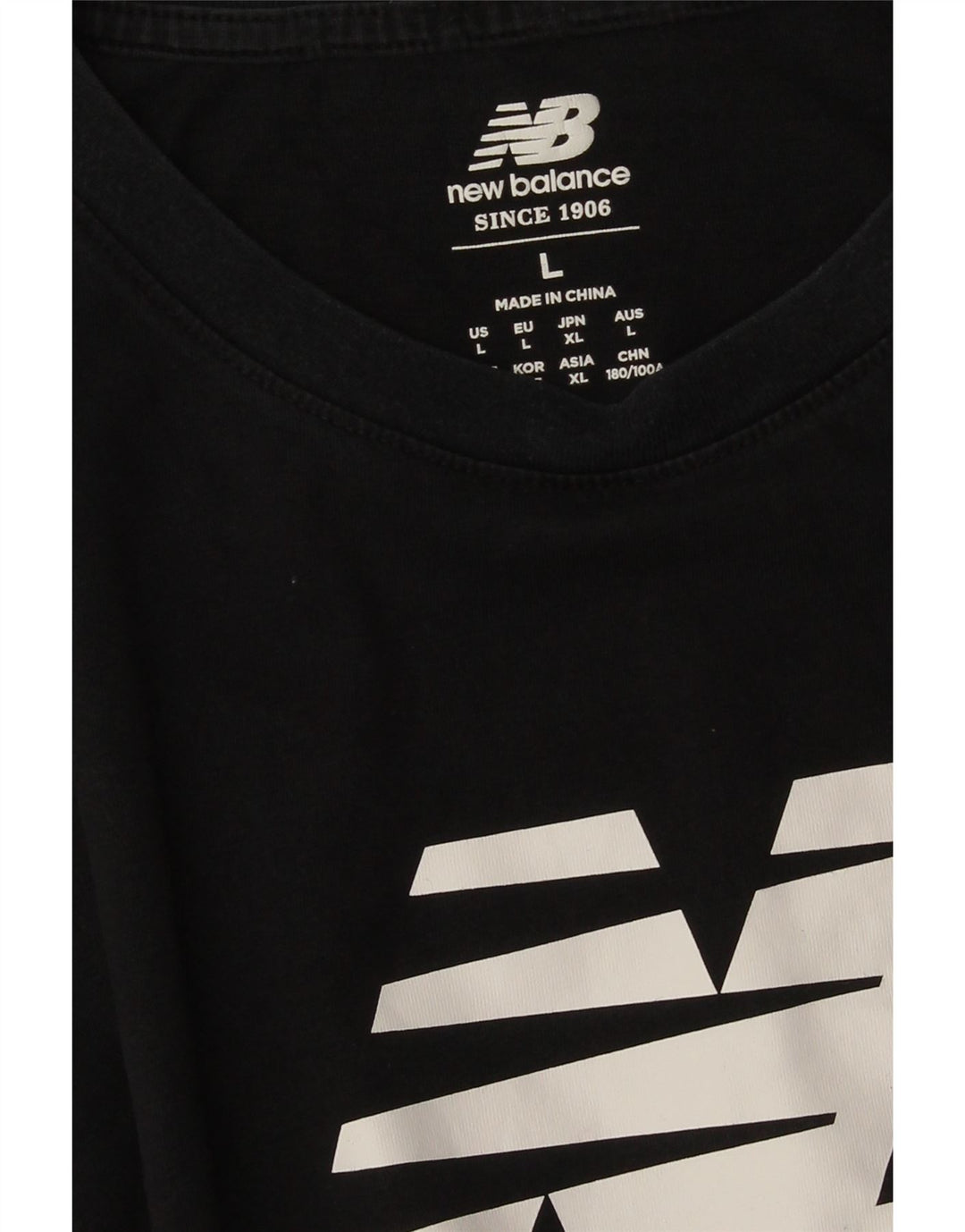 NEW BALANCE Herren T-Shirt mit Grafik, Größe L, Schwarz