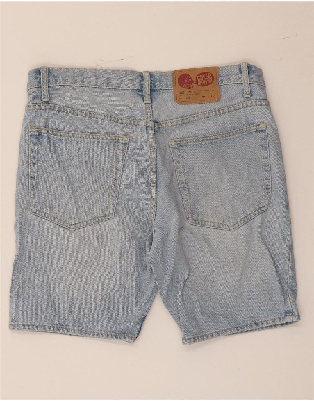 CHEAP MONDAY Herren Jeansshorts W32 mittelblaue Baumwolle