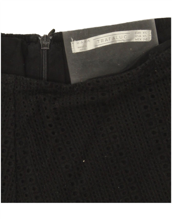 Zara Damen Trafaluc Hot Pants XS W24 Schwarz
