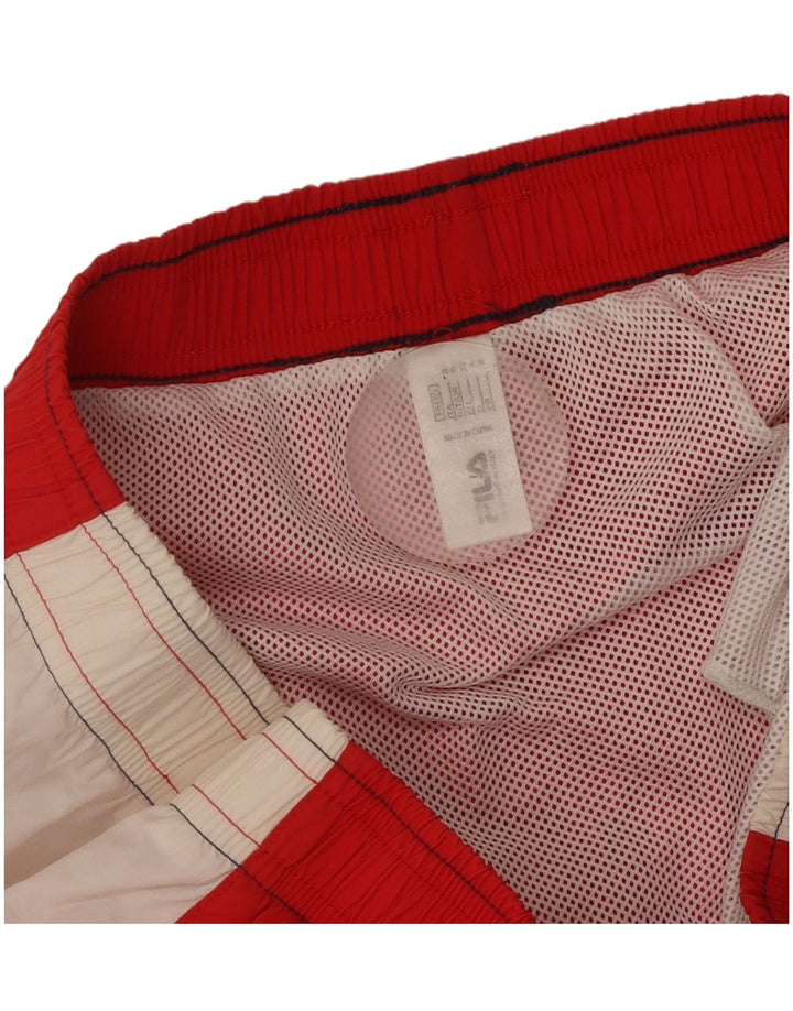 Fila Herren-Badeshorts mit Grafik, Größe S, Rot, Farbblock-Polyester