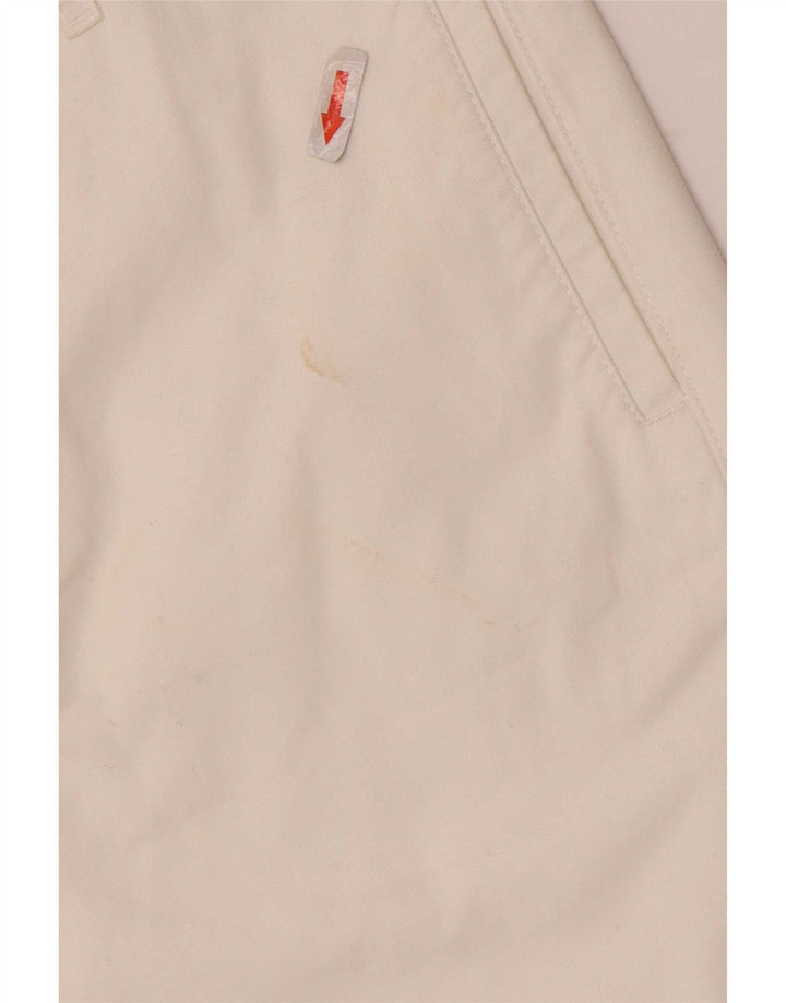 Slam Herren-Chinoshorts mit individueller Passform, Größe 48, Größe M, W32, weiße Baumwolle