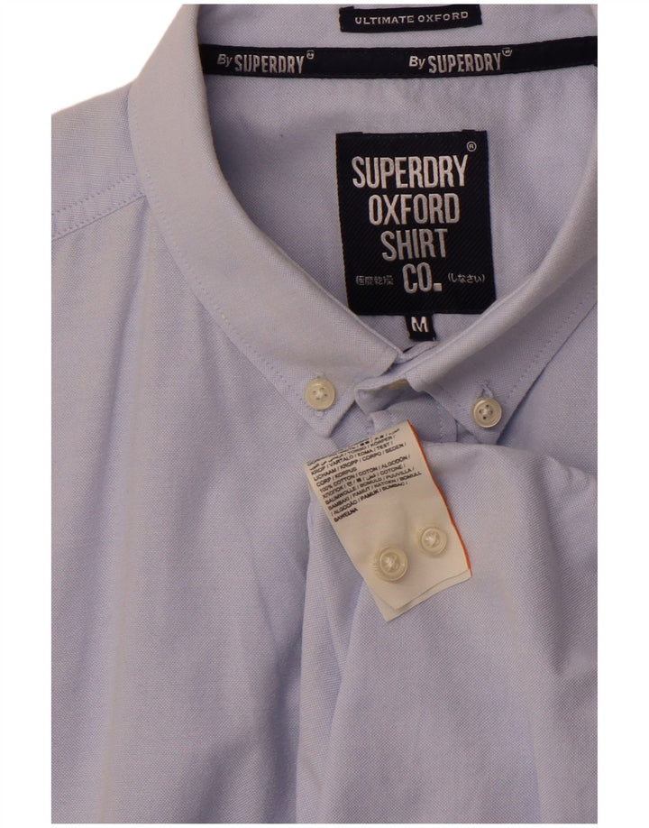 SUPERDRY Herren-Kurzarmhemd aus mittelblauer Baumwolle