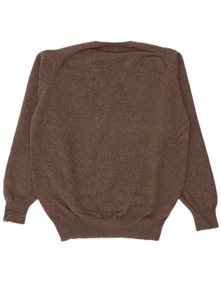 William Lockie Herren-Pullover mit V-Ausschnitt aus mittelbrauner Lammwolle