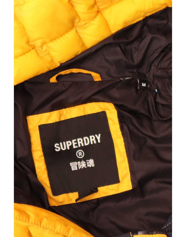 Superdry wattierte Herrenjacke mit Kapuze, UK 38, Mittelgelb, Farbblock