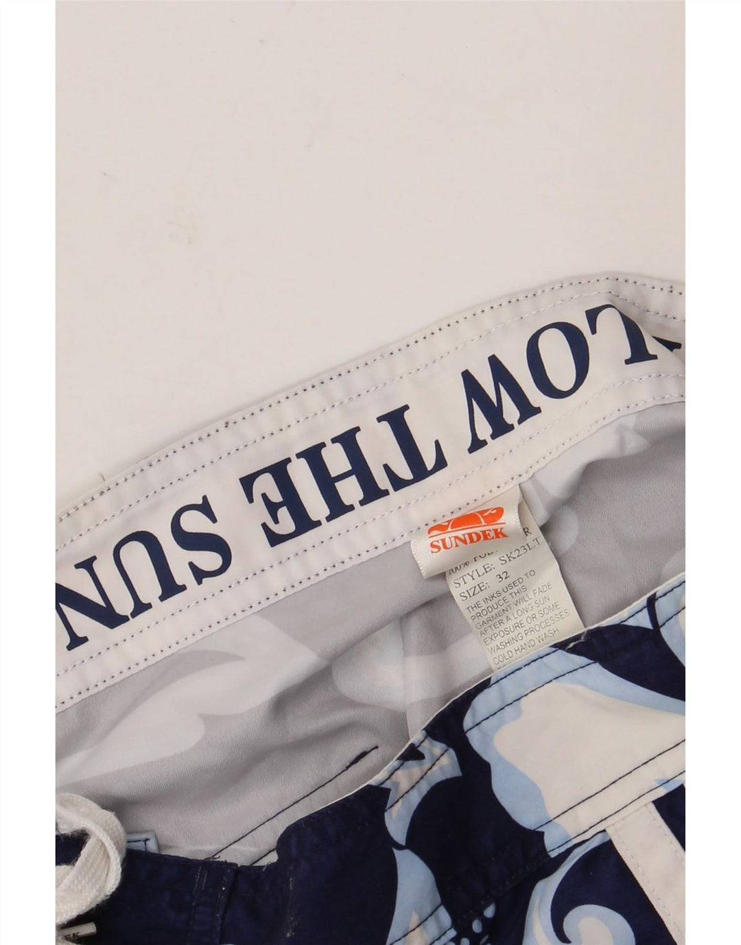Sundek Herren-Badeshorts, W32, mittelgroß, marineblau, geblümt, Polyester