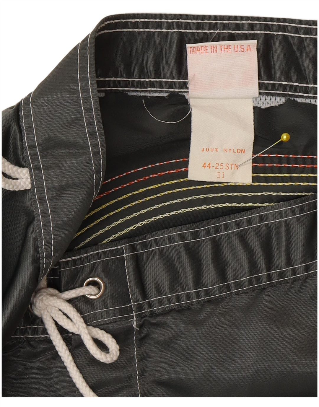 Sundek Herren-Badeshorts aus mittelgrauem Colourblock-Nylon