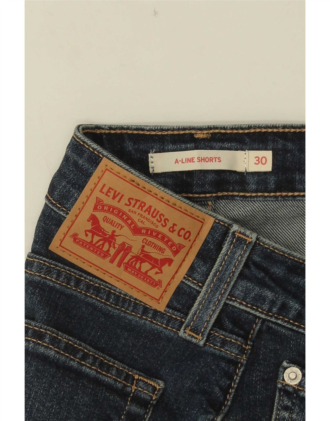 Levi's Damen Jeansshorts W30 mittelblaue Baumwolle