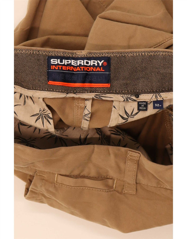 Superdry Herren Chinoshorts W32 mittelbeige Baumwolle
