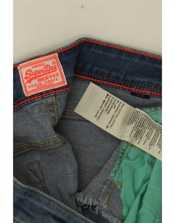Superdry Damen Denim-Hotpants mit niedriger Taille, W30, mittelblaue Baumwolle