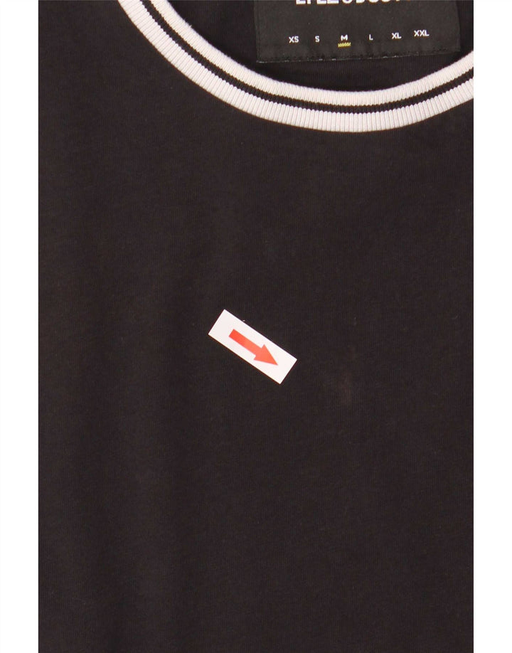 Lyle & Scott Herren-T-Shirt-Oberteil aus mittelschwarzer Colourblock-Baumwolle