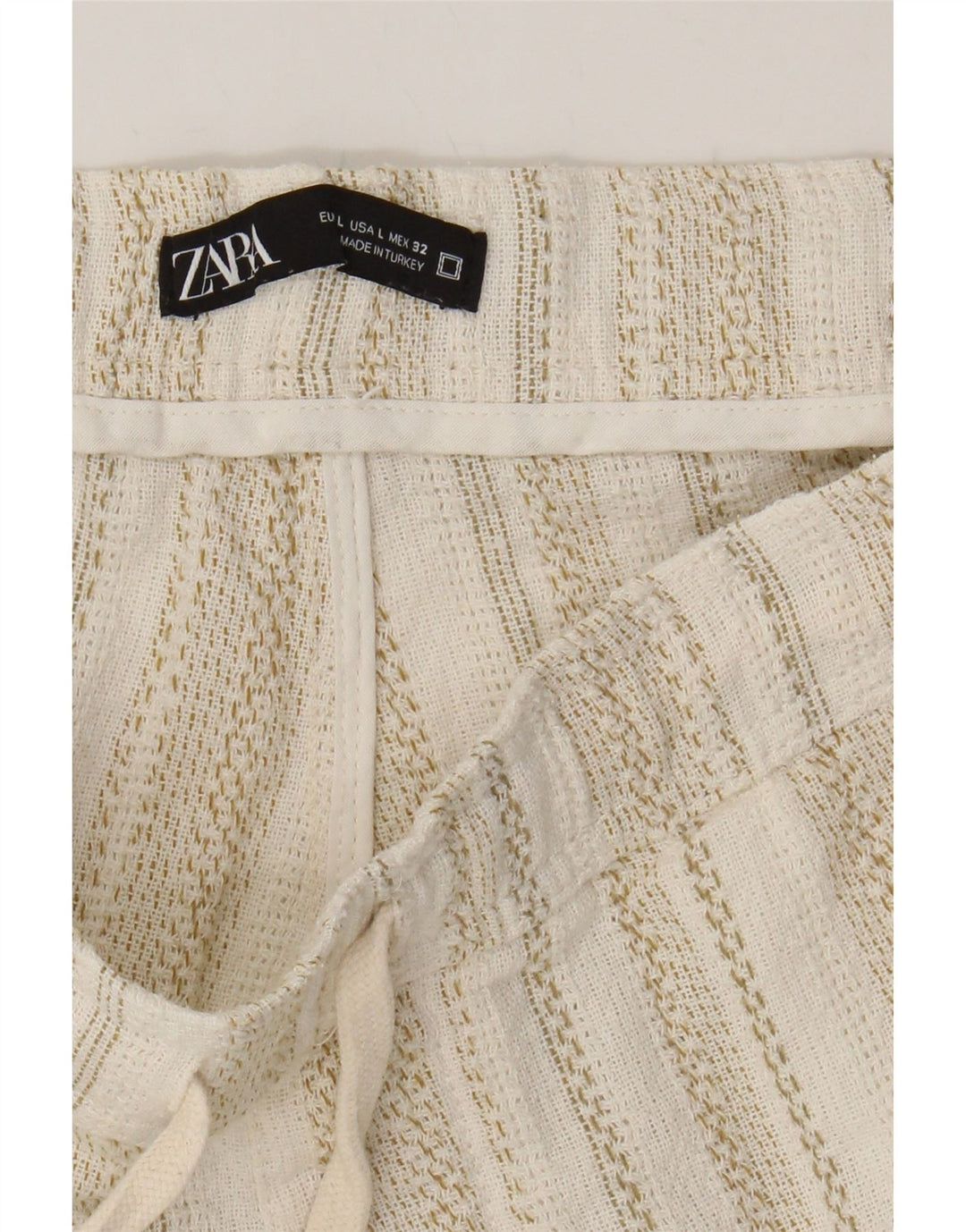 ZARA Womens Chino Shorts Large W32 Beige Striped Cotton Vintage Zara and Second-Hand Zara from Messina Hembry 