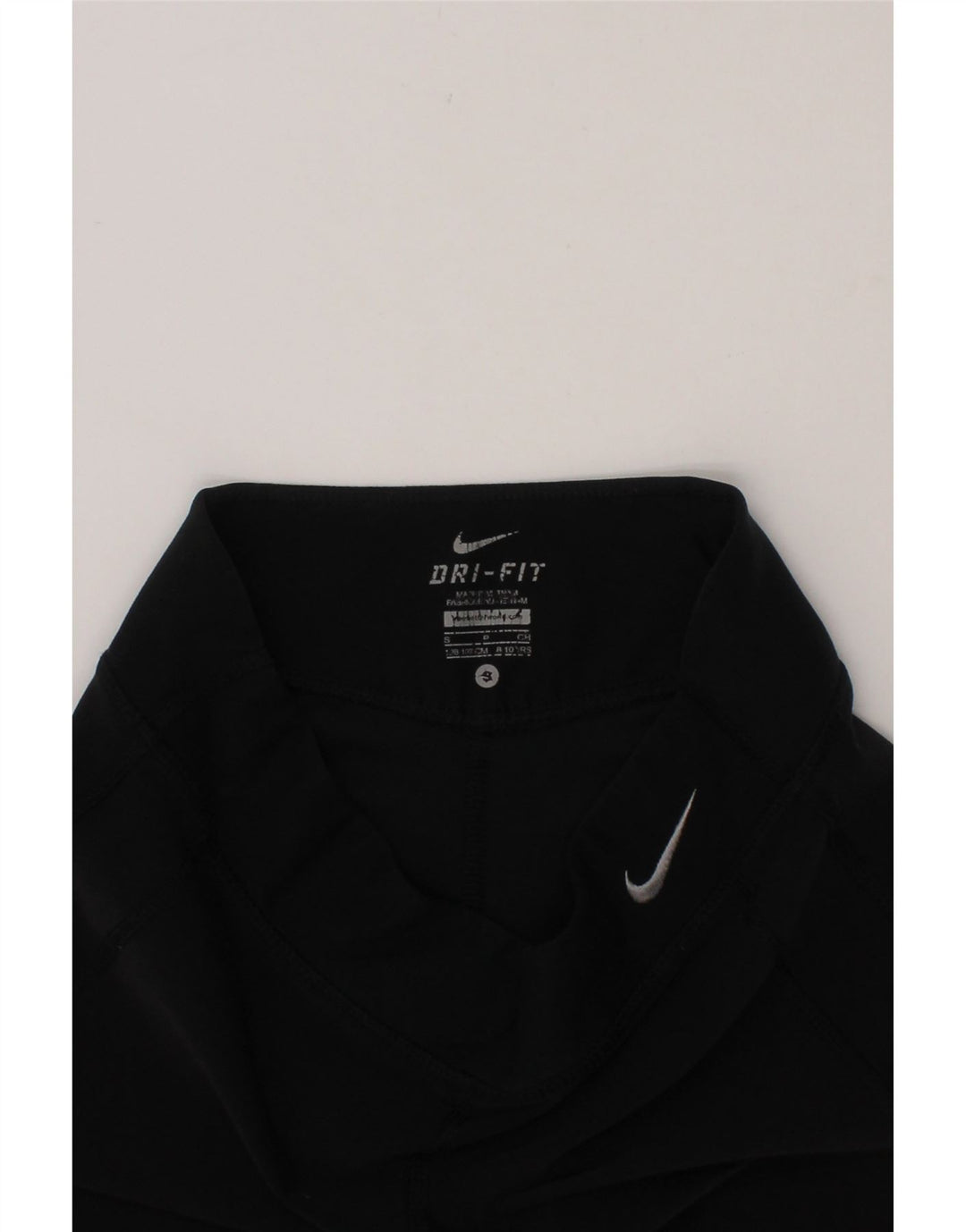 NIKE Girls Dri Fit Capri Leggings 8-9 Years Small Black Vintage Nike and Second-Hand Nike from Messina Hembry 