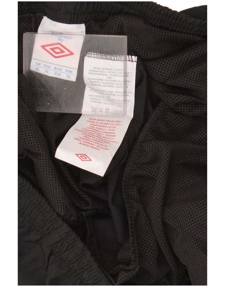 Umbro Herren Sportshorts XL Schwarz Polyester