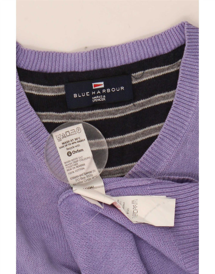 Marks & Spencer Herren Blauer Harbor-Pullover mit V-Ausschnitt Mittelviolett