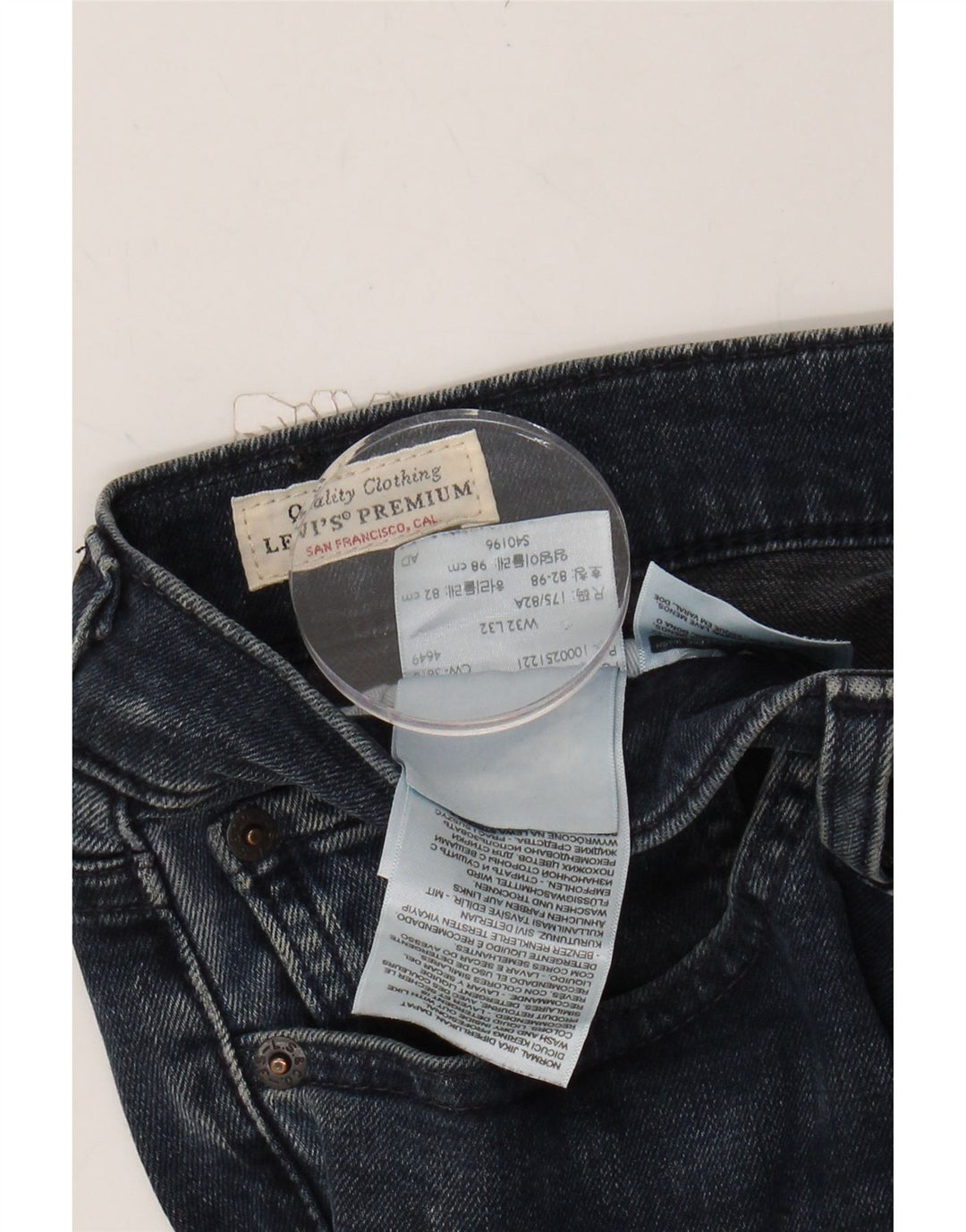LEVI'S Mens Slim Jeans  W32 L32 Blue Cotton Vintage Levi's and Second-Hand Levi's from Messina Hembry 