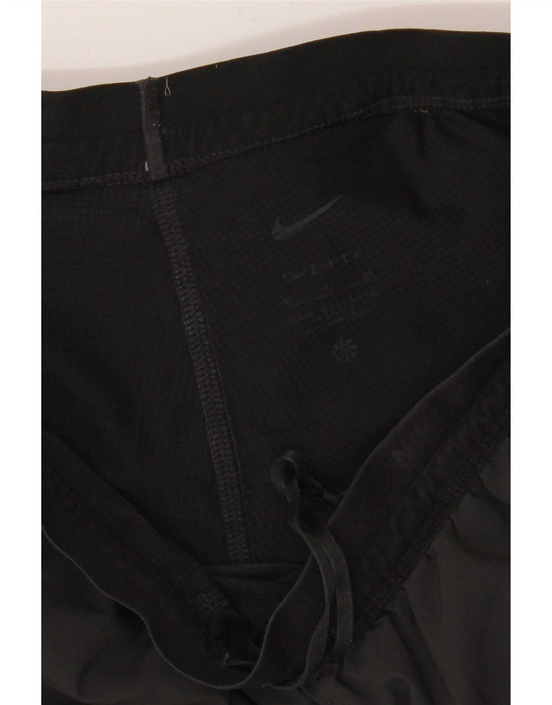 Nike Herren Dri Fit Sportshorts in mittelgrauem Farbblockdesign