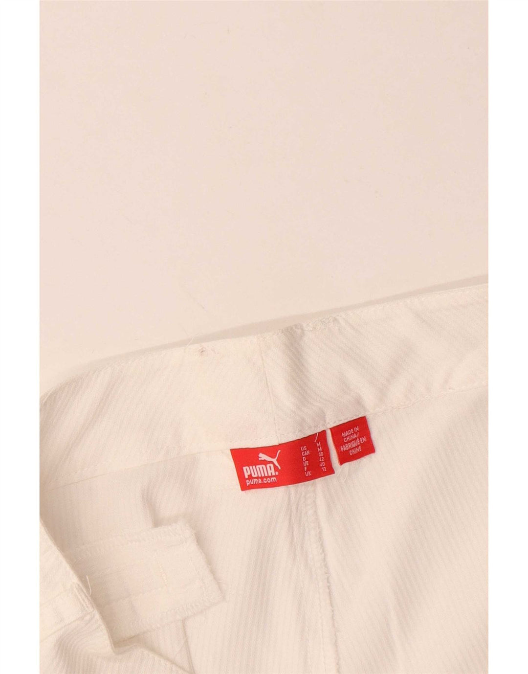 Puma Damen Casual Shorts UK 12 Medium W34 Weißer Nadelstreifen
