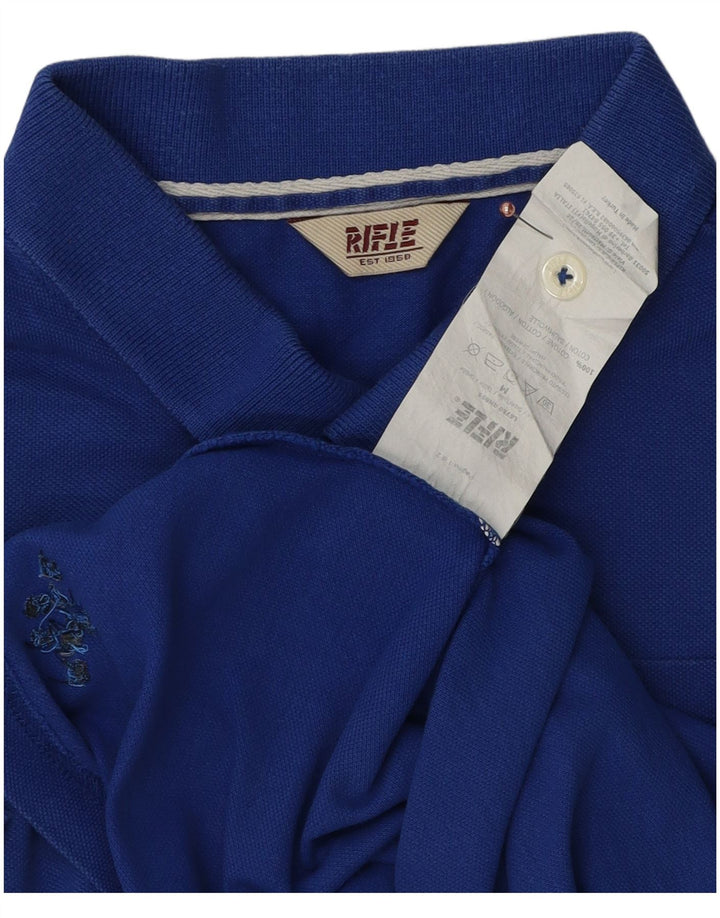 Rifle Herren-Poloshirt aus mittelblauer Baumwolle