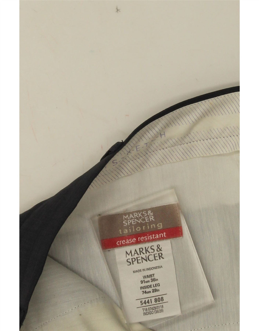 Gerade Herren-Anzughose von Marks & Spencer, W36, L29, marineblaues Polyester