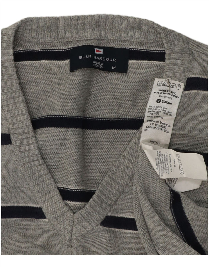 Marks & Spencer Herren Blue Harbor V-Ausschnitt Pullover Pullover Mittelgrau gestreift