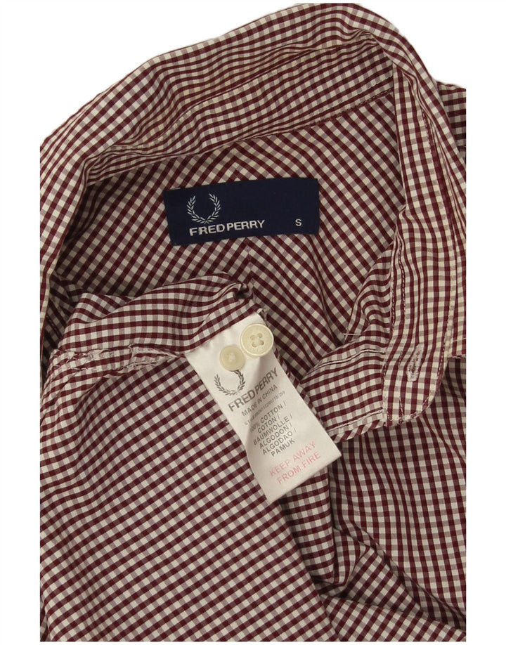 Fred Perry Herrenhemd, klein, Burgunderrot, Gingham-Baumwolle