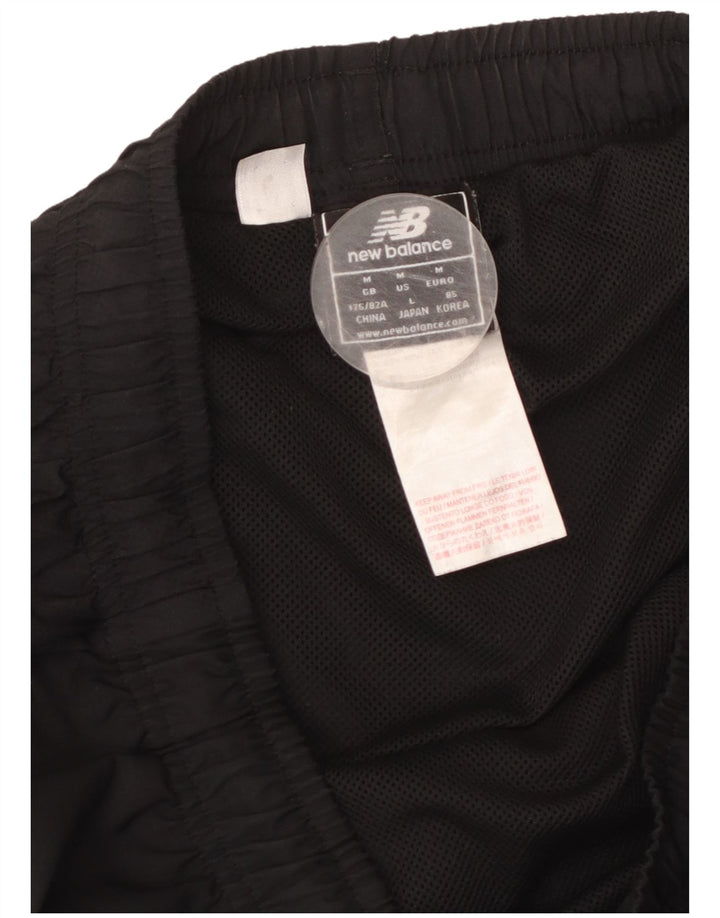 NEW BALANCE Herren Liverpool Sport Shorts Mittelschwarzes Polyester