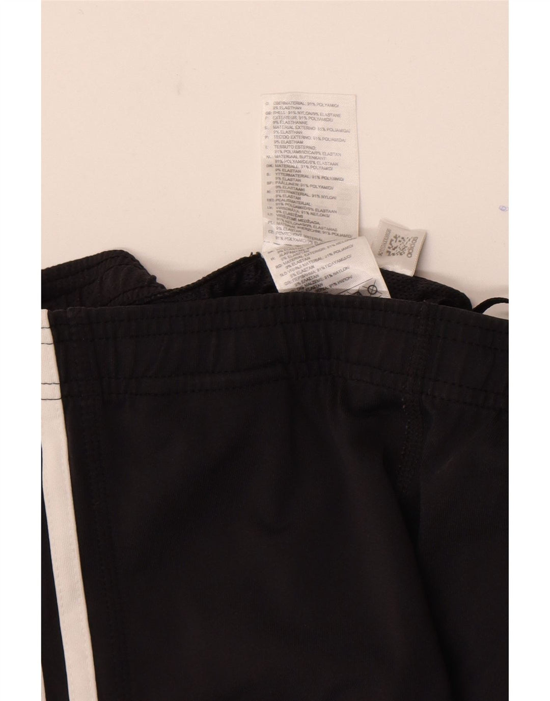 Adidas Damen Sportshorts UK 12 Medium Schwarz Nylon