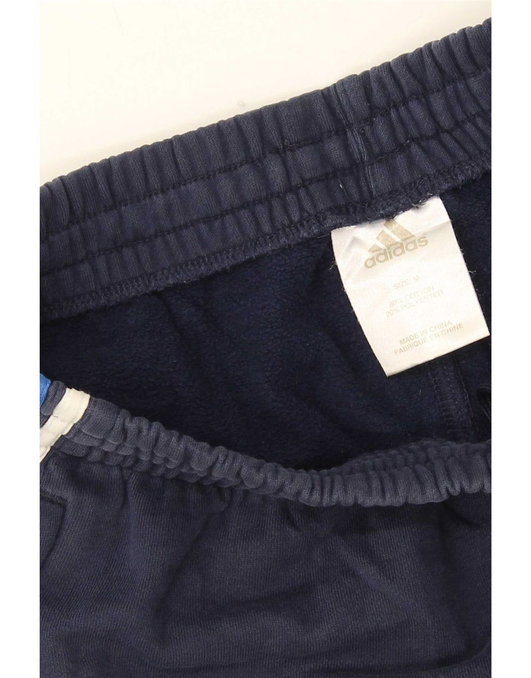 Adidas Herren-Trainingshose aus mittelblauer Baumwolle