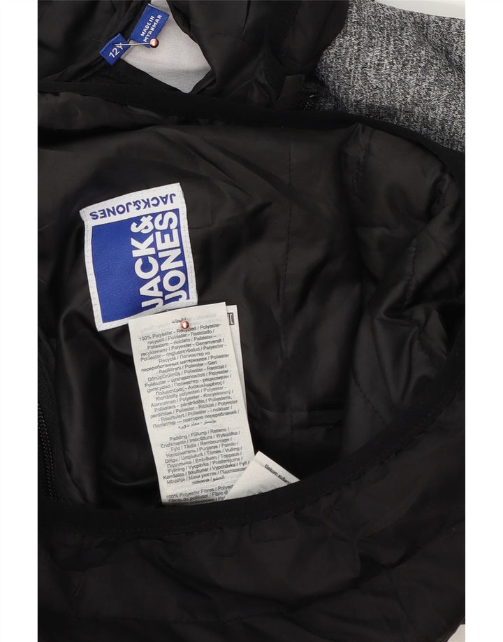 Jack & Jones wattierte Jungenjacke mit Kapuze, 11–12 Jahre, schwarzes Farbblockdesign