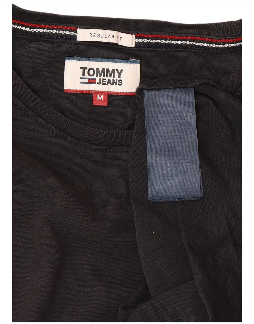 TOMMY HILFIGER Herren-T-Shirt mit normaler Passform, mittelschwarze Baumwolle