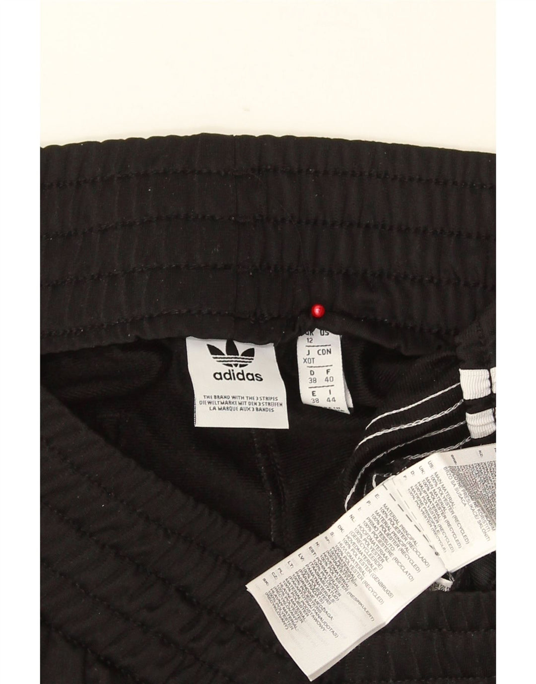 ADIDAS Damen Sportshorts UK 12 Medium Schwarz Polyester