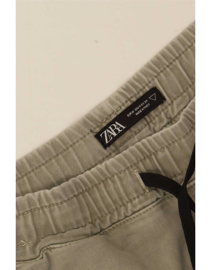 Zara Herren Freizeitshorts Medium W31 Khaki