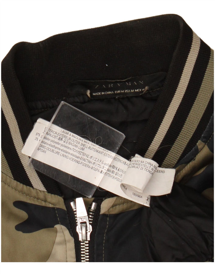 Grafische Herren-Bomberjacke von Zara, UK 38, mittleres Khaki-Tarnmuster, Polyester