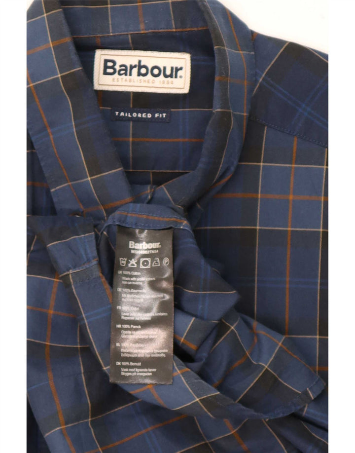 Barbour Tailored Fit Herrenhemd aus mittelblauer karierter Baumwolle