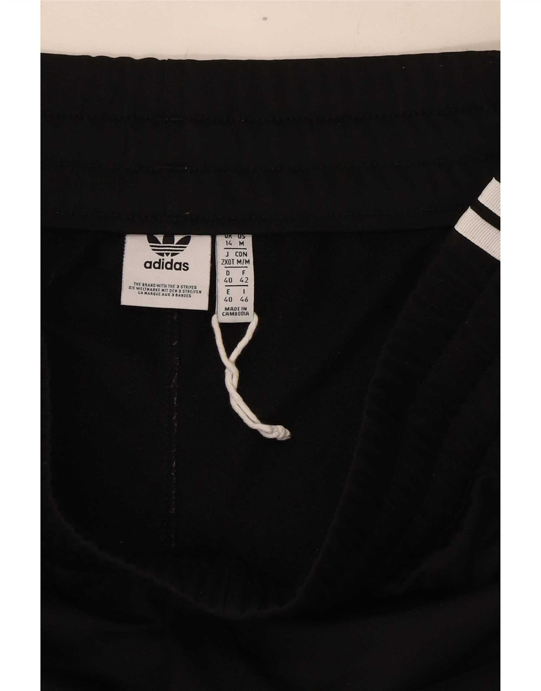 Adidas Damen Sportshorts UK 14 Medium Schwarz Polyester