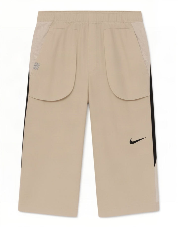 Nike Jungen-Bermuda-Sportshorts, 10–11 Jahre, beigefarbenes Farbblock-Polyester