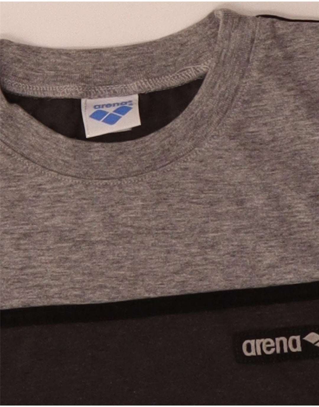 ARENA Herren-T-Shirt-Oberteil aus mittelgrauer Colourblock-Baumwolle
