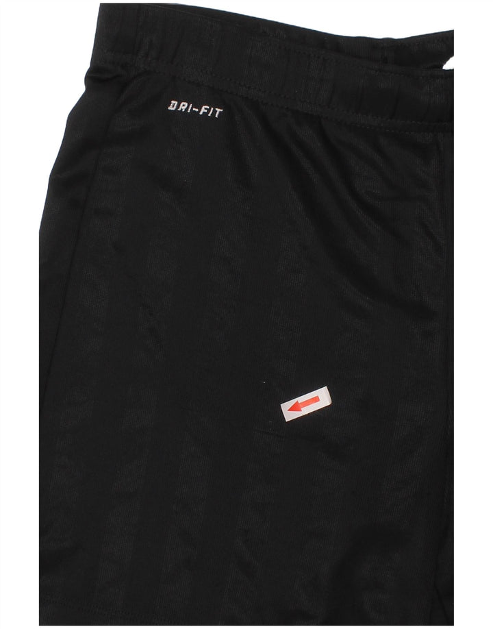 Nike Dri Fit Sportshorts für Jungen, 10–11 Jahre, mittelgroß, schwarz gestreift, Polyester