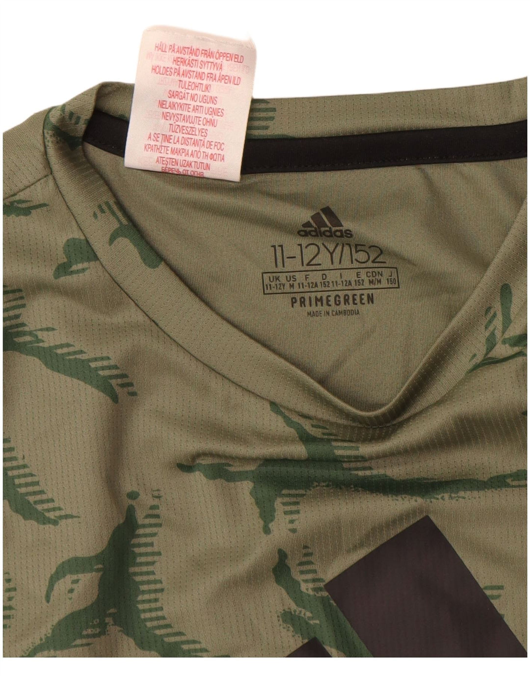 ADIDAS Grafik-T-Shirt für Jungen, 11–12 Jahre, grünes Camouflage-Polyester