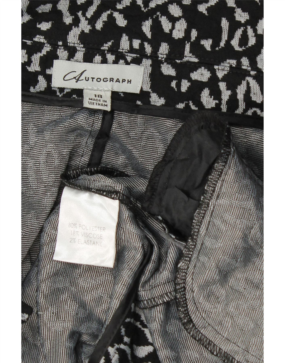 Marks & Spencer Damen Autograph Blazerjacke mit 3/4-Ärmeln, UK 18, XL, Schwarz