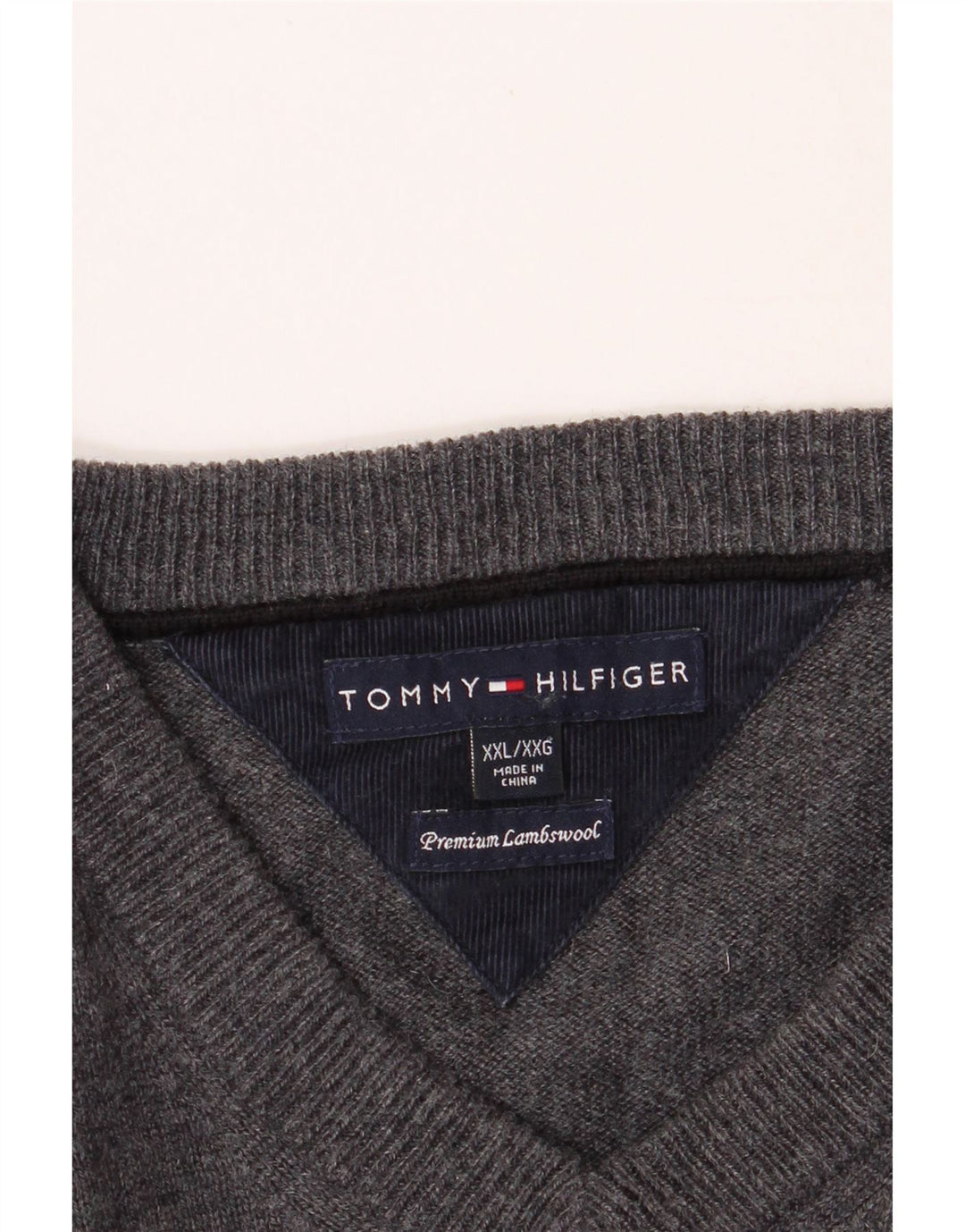 TOMMY HILFIGER Mens V-Neck Jumper Sweater 2XL Grey Vintage Tommy Hilfiger and Second-Hand Tommy Hilfiger from Messina Hembry 