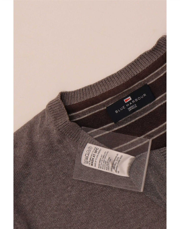 Marks & Spencer Herren-Pullover „Harbor“ aus mittelgrauer Baumwolle mit V-Ausschnitt in Blau