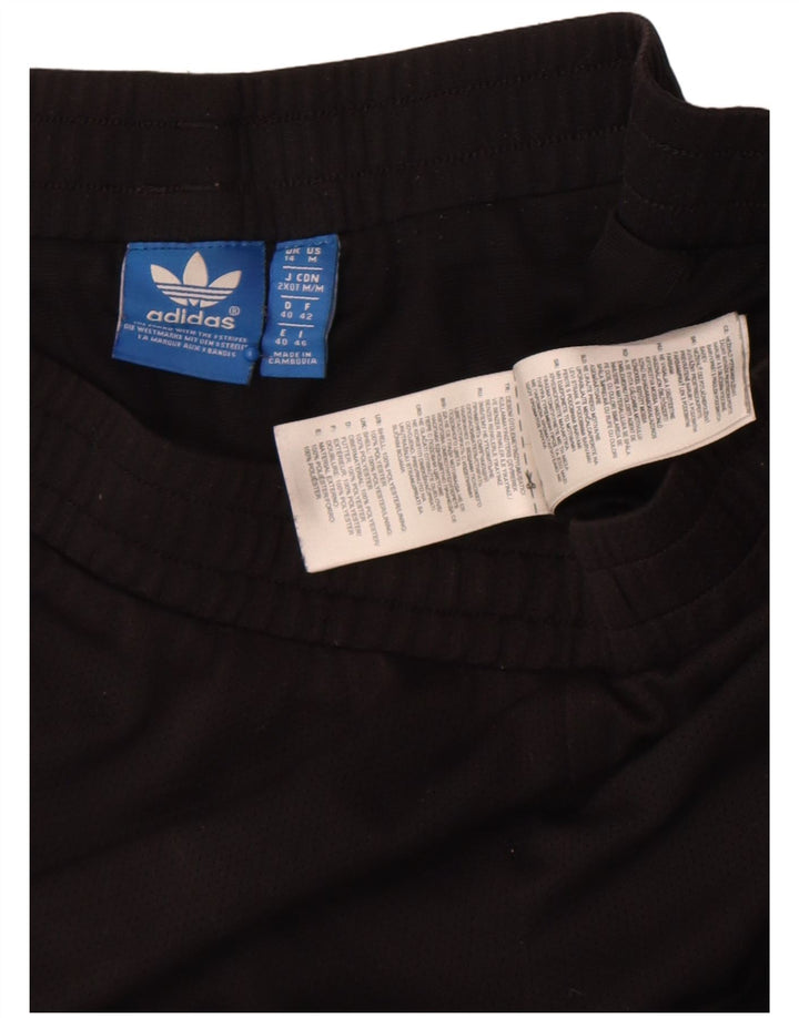 Adidas Damen Sportshorts UK 14 LMittelschwarzes Polyester