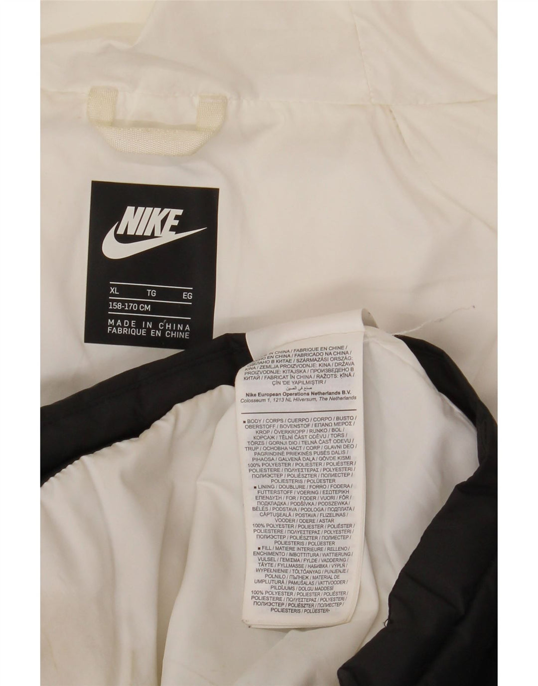 Nike Wattierte Jacke mit Kapuze für Jungen, 13–14 Jahre, XL, mehrfarbig, Farbblock