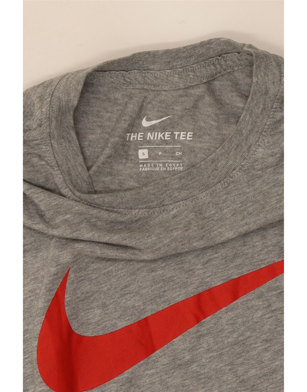 NIKE Mens Graphic T-Shirt Top Small Grey Cotton Vintage Nike and Second-Hand Nike from Messina Hembry 