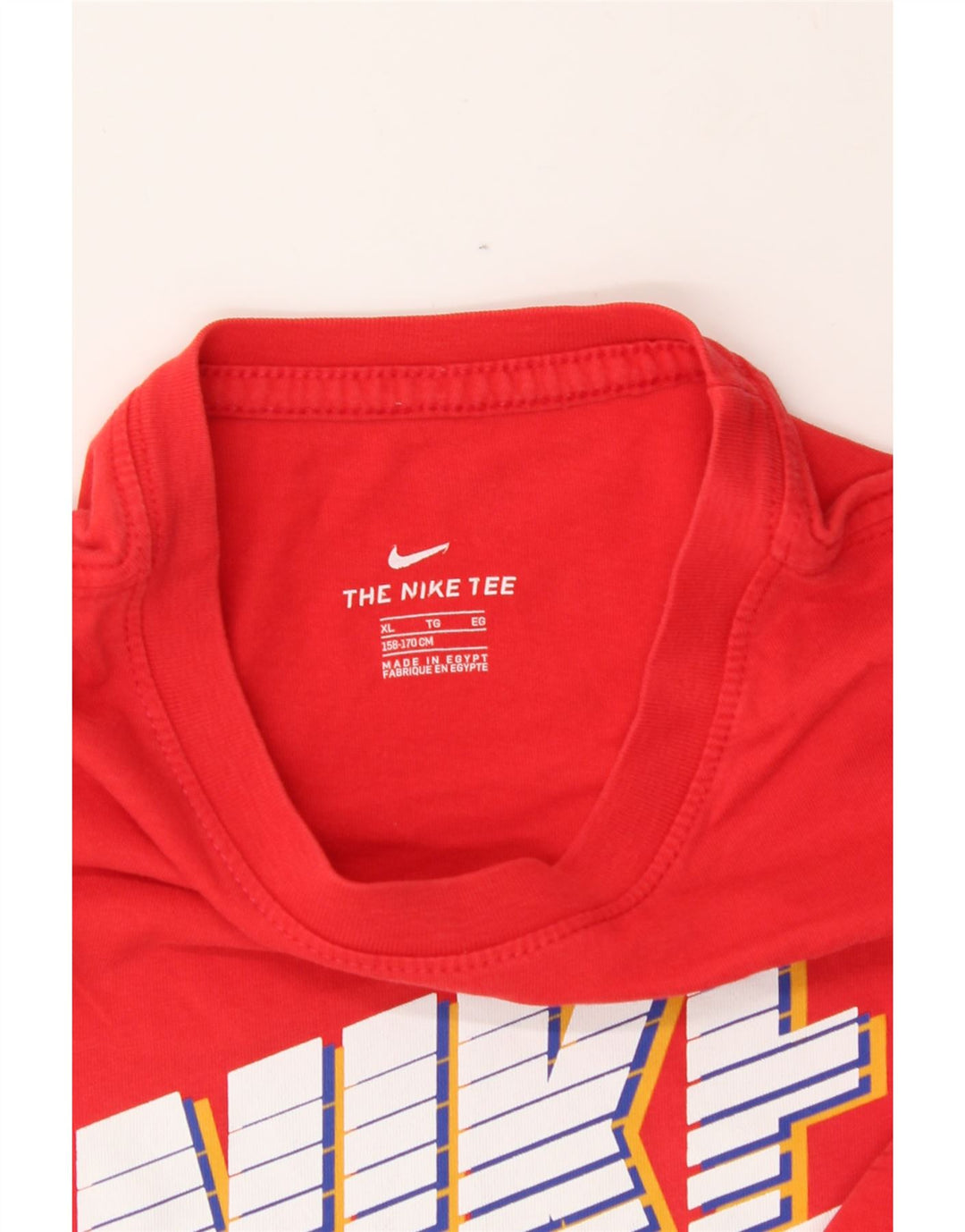 NIKE Boys Graphic T-Shirt Top 13-14 Years XL Red Vintage Nike and Second-Hand Nike from Messina Hembry 