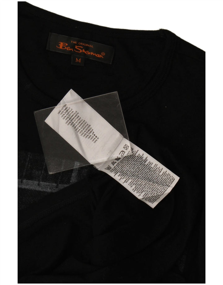 Ben Sherman Herren-T-Shirt mit Grafik, mittelschwarze Baumwolle
